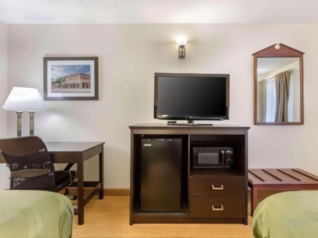 Quality Inn Arab Hwy 231 Εξωτερικό φωτογραφία