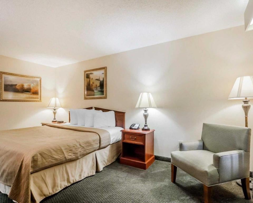 Quality Inn Arab Hwy 231 Εξωτερικό φωτογραφία