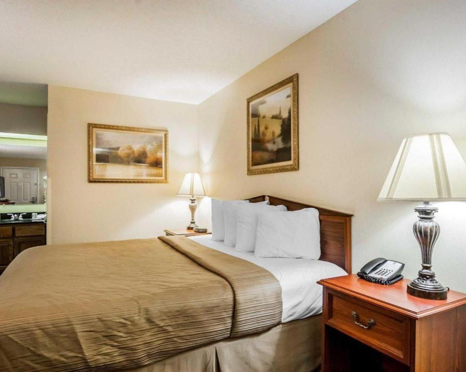 Quality Inn Arab Hwy 231 Εξωτερικό φωτογραφία